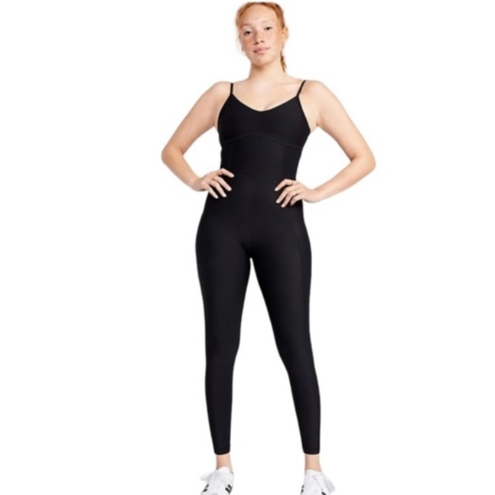 Old Navy Black Jumpsuit 7/8 length, size L. - Picture 2 of 15